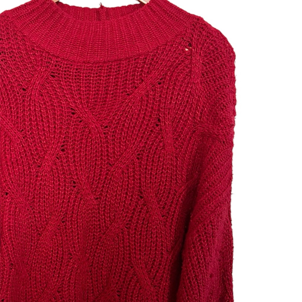 💥 American Eagle Outfitters Red Mock Neck Cable Knit Sweater